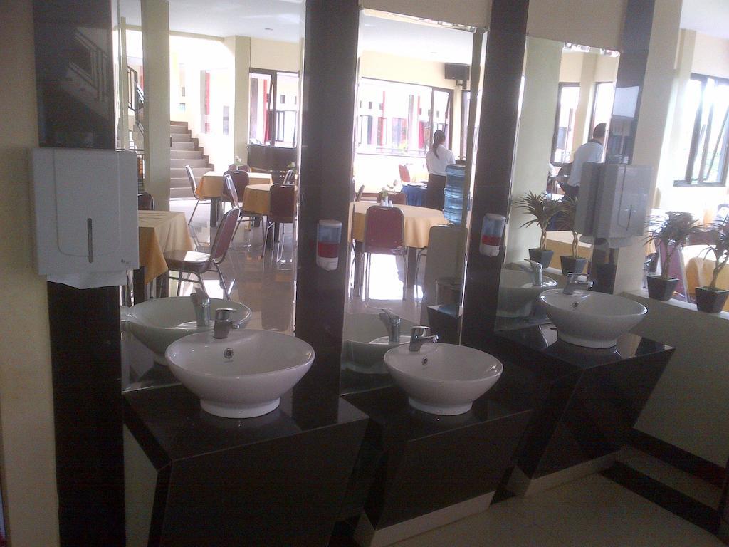 Gumilang Hotel Bogor Eksteriør billede